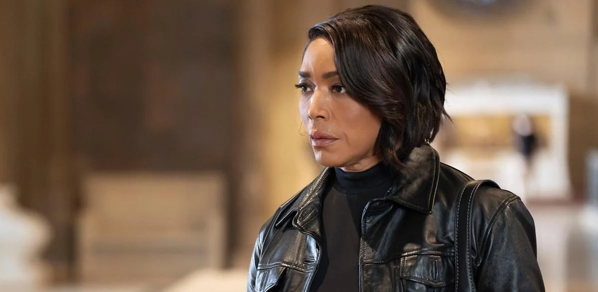 9-1-1: 8×16 “The Last Alarm” Preview Photos
