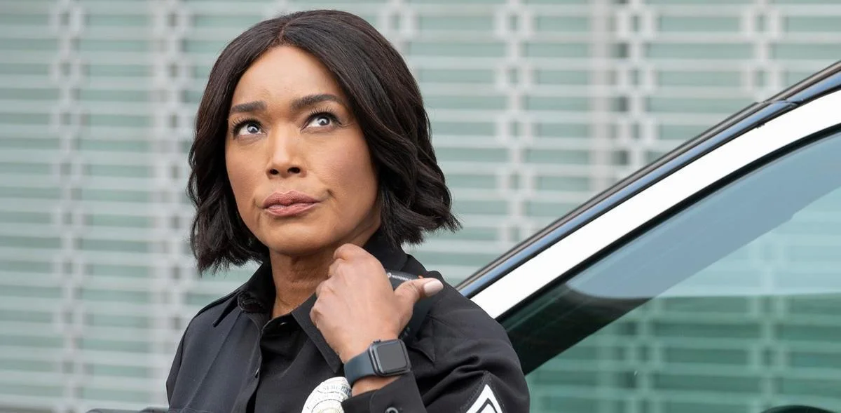 9-1-1: 8×17 “Don’t Drink Water” Preview Stills
